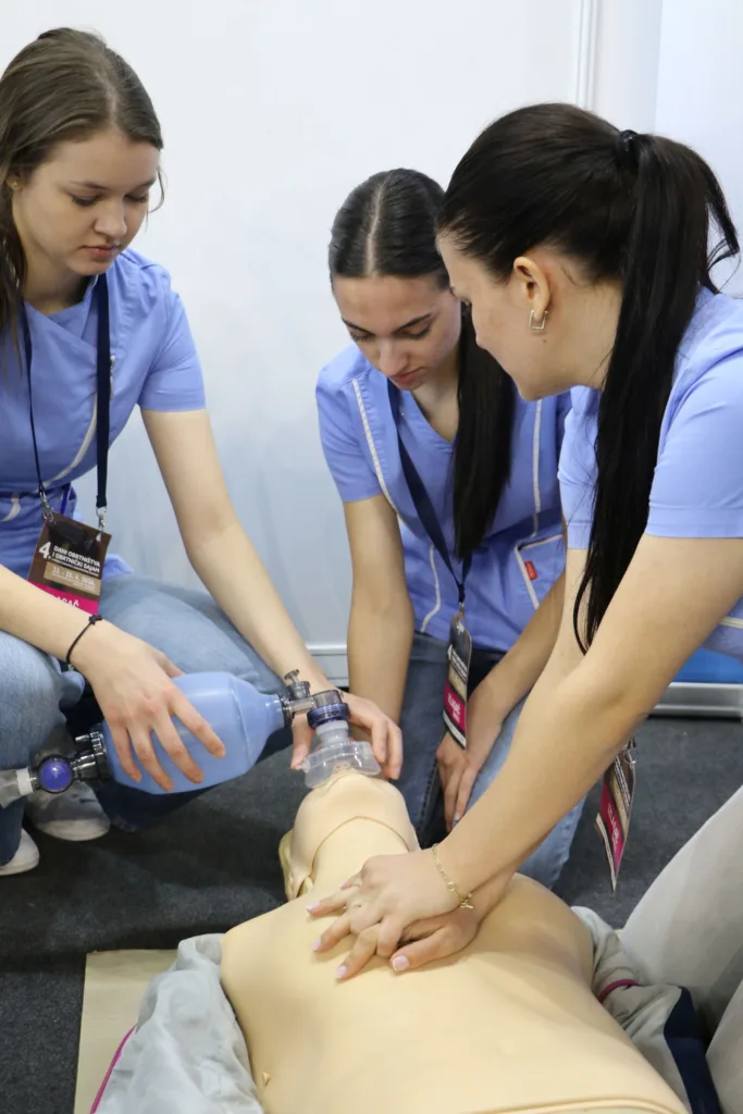 reanimacija učenice prva pomoć